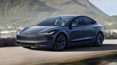 Tesla revoluciona con su nueva gama de vehículos eléctricos asequibles, combinando tecnología avanzada, sostenibilidad y accesibilidad para un futuro más verde